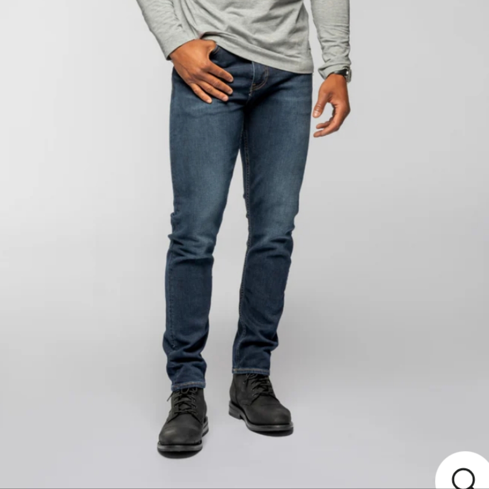 Revtown 33x32 Decade Denim Taper Jeans